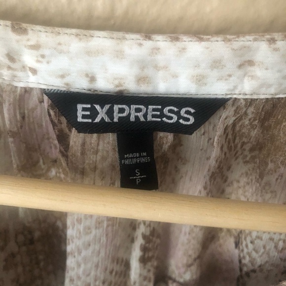 Express snakeskin print sheer blouse - Picture 2 of 4